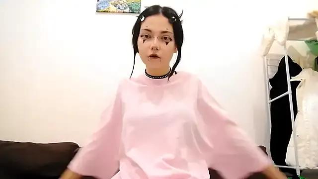 Beeping_Creature from StripChat