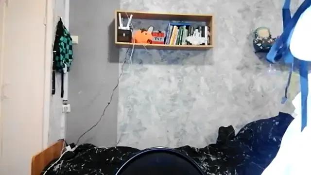 Beeping_Creature from StripChat