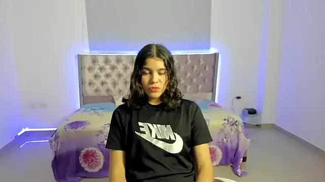 beiby_glow from StripChat is Freechat