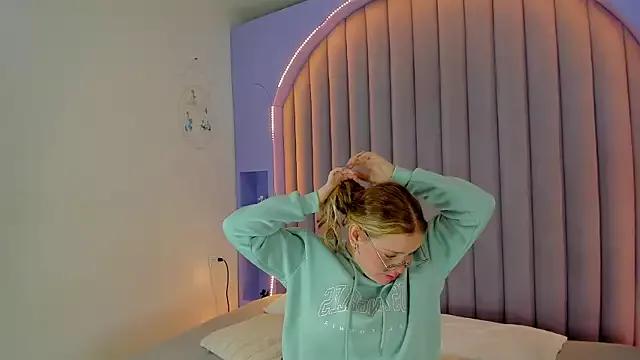 Try our streaming cams variety and talk on a personal level with our adorable girls streamers, showing off their bountiful shapes and dildos.