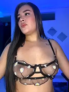 Bella-kim- from StripChat is Freechat
