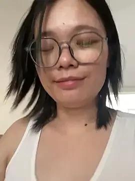 Bella0815 from StripChat