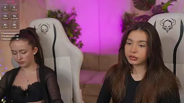 bella_054 from StripChat