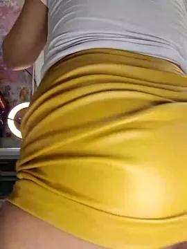 bella_isabela from StripChat