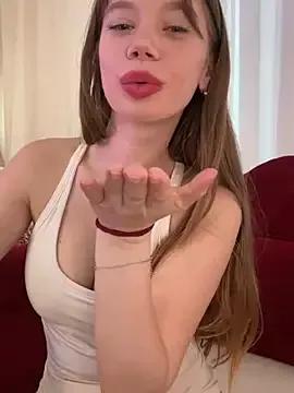 Bella_Suns from StripChat