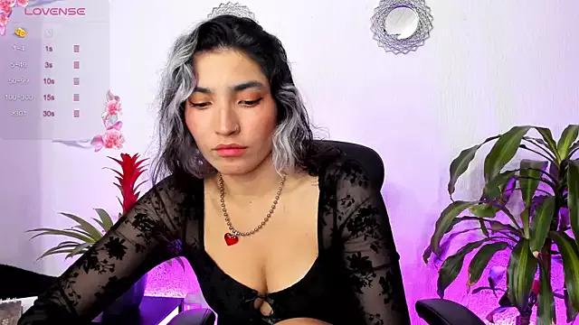 Try our streaming cams variety and talk on a personal level with our adorable girls streamers, showing off their bountiful shapes and dildos.