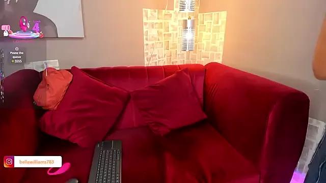Try our streaming cams variety and talk on a personal level with our adorable girls streamers, showing off their bountiful shapes and dildos.