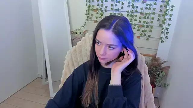 Bella_XO from StripChat