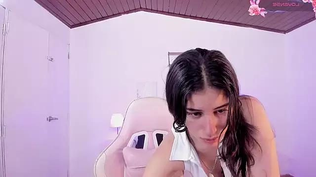Try our streaming cams variety and talk on a personal level with our adorable girls streamers, showing off their bountiful shapes and dildos.