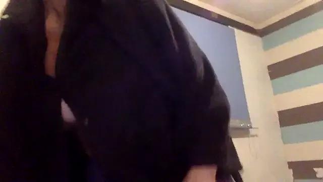 Bellababexox from StripChat