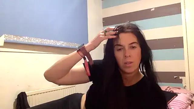 Bellababexox_ from StripChat is Group