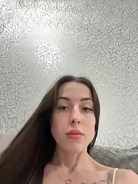 BellaBabyyy from StripChat