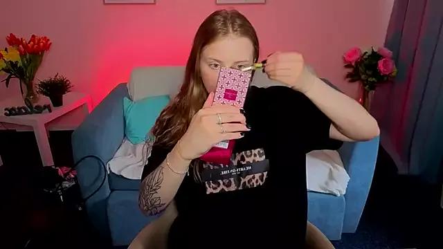 Try our streaming cams variety and talk on a personal level with our adorable girls streamers, showing off their bountiful shapes and dildos.