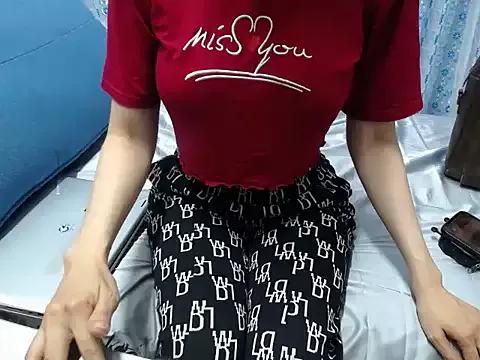 Try our streaming cams variety and talk on a personal level with our adorable girls streamers, showing off their bountiful shapes and dildos.