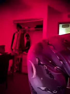 bellacagyal from StripChat is Freechat