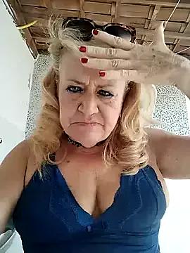 Belladama61 from StripChat