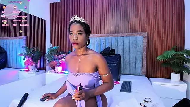 BellaEbony21 from StripChat