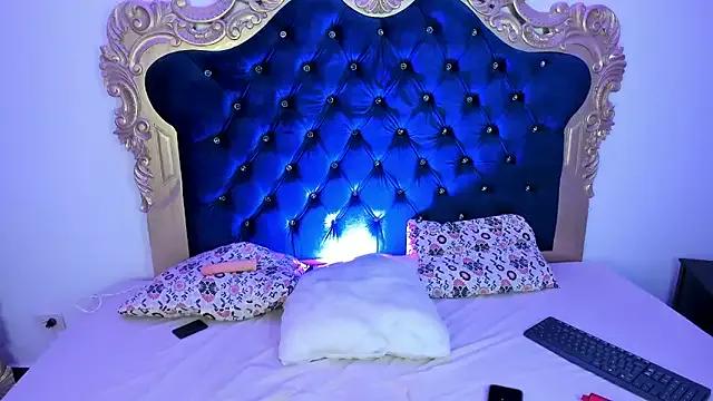 BellaJhons_ from StripChat