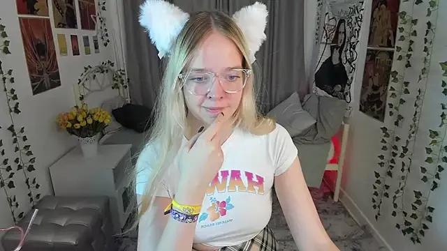 BellaMontgomery from StripChat