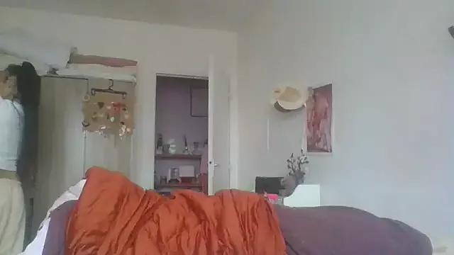 BELLAMORGANE1 from StripChat