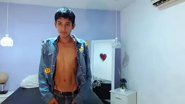bellamy_094 from StripChat