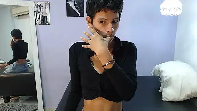 bellamy_094 from StripChat
