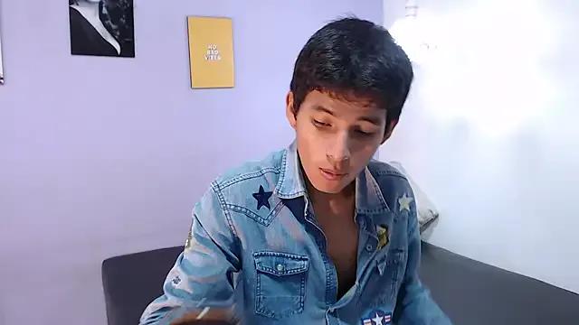 bellamy_094 from StripChat