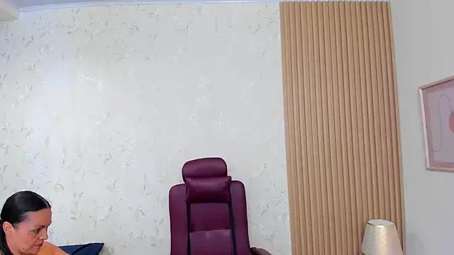 bellarivera_ from StripChat is Freechat