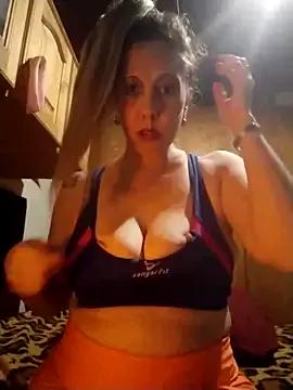 bellarubia from StripChat