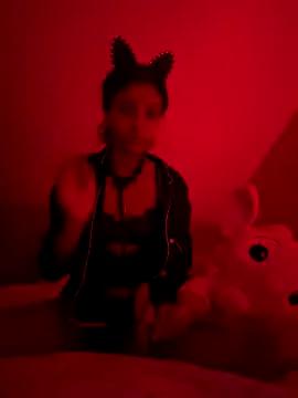 BellaSummerr from StripChat is Freechat