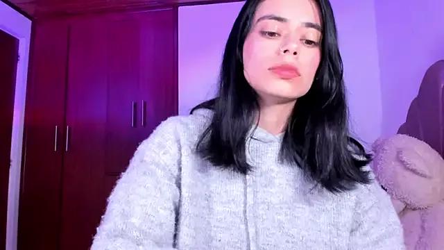 BellaSun_ from StripChat