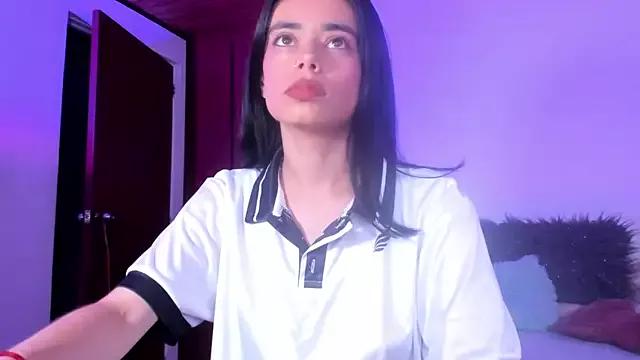 BellaSun_ from StripChat