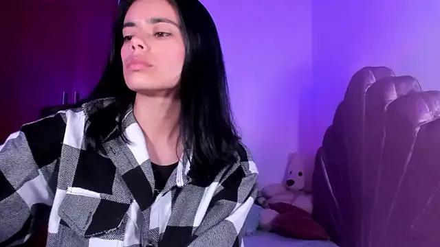 BellaSun_ from StripChat