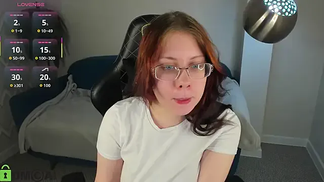 BellaWink on StripChat 