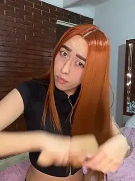 Belle_Fiore on StripChat 