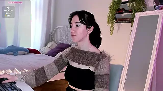 Belle_Via from StripChat