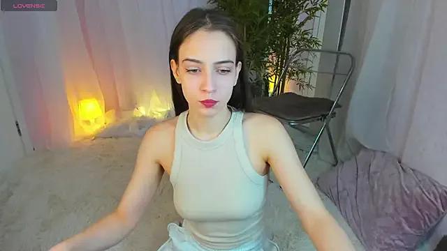Belle_Wa1ker from StripChat is Freechat