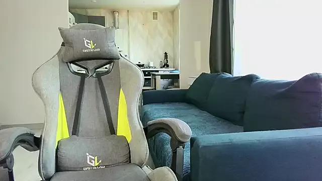 BelleWild from StripChat is Freechat