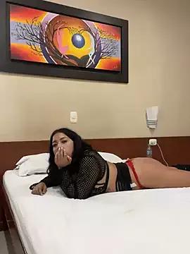 BelleXBeast from StripChat