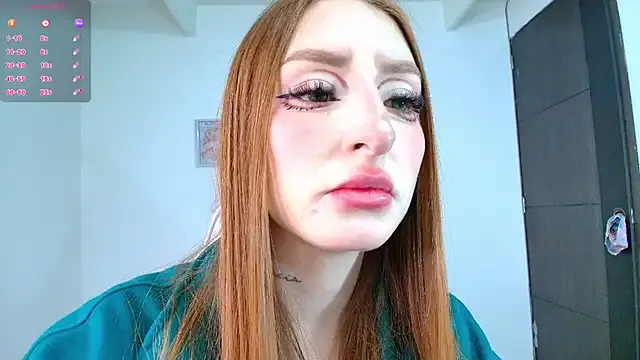 Bennuluspeach_ on StripChat 