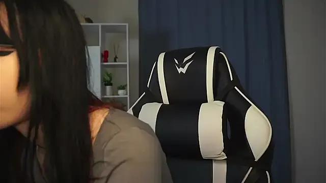 BereniceBattersby from StripChat