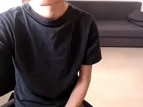 BerillyMoon from StripChat is Freechat
