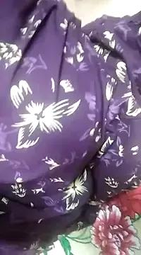 BERRY_00 from StripChat