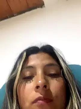 Berta-arevalo from StripChat is Freechat