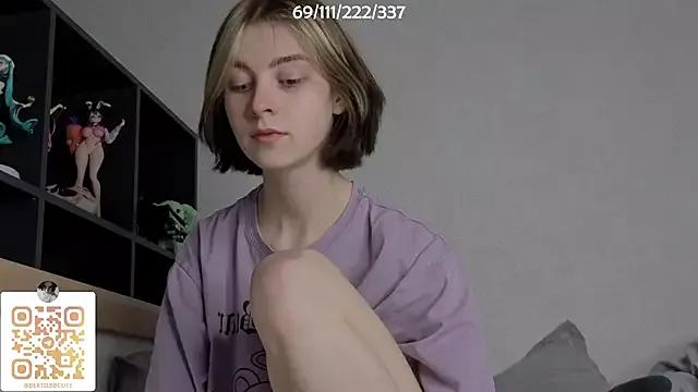 bertamimi from StripChat is Freechat