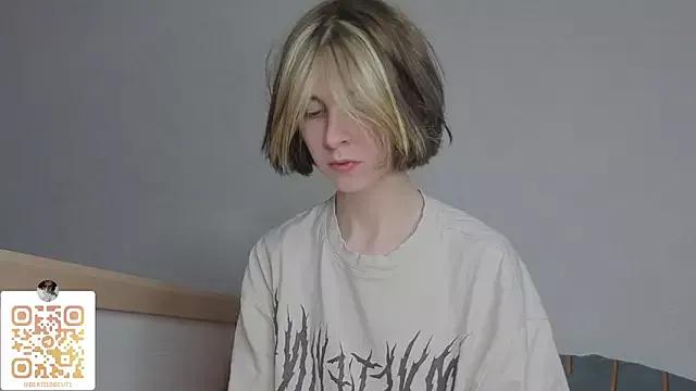 bertamimi from StripChat is Freechat