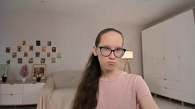 BettyBrowni from StripChat