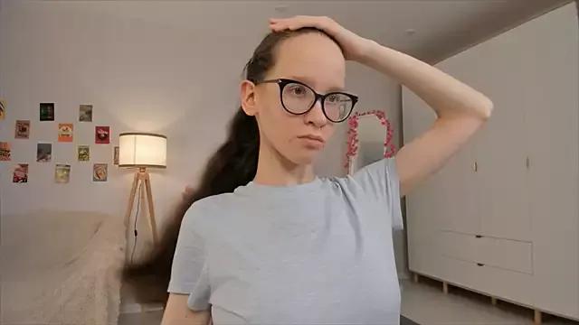 BettyBrowni from StripChat