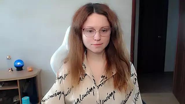 BettyGinger from StripChat