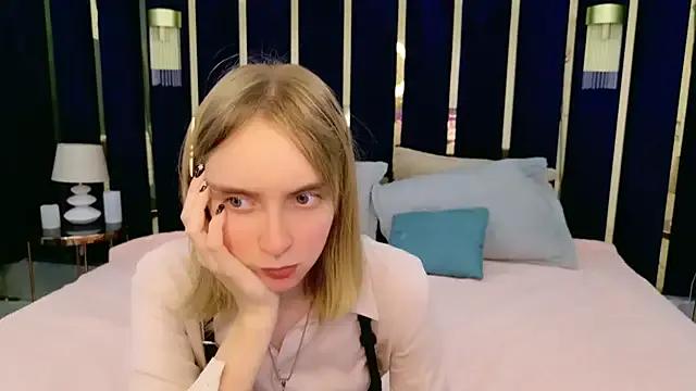 Beverly_Gomes from StripChat